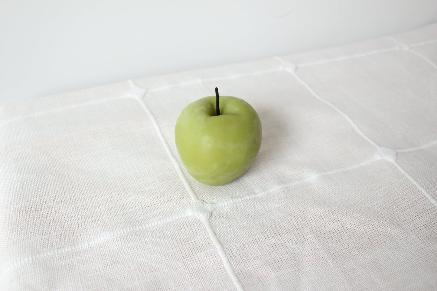 Green Apple Beeswax Candle - Happy Organics