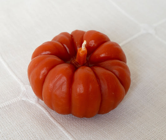 Maple Leaf Large Pumpkin Beeswax Candle