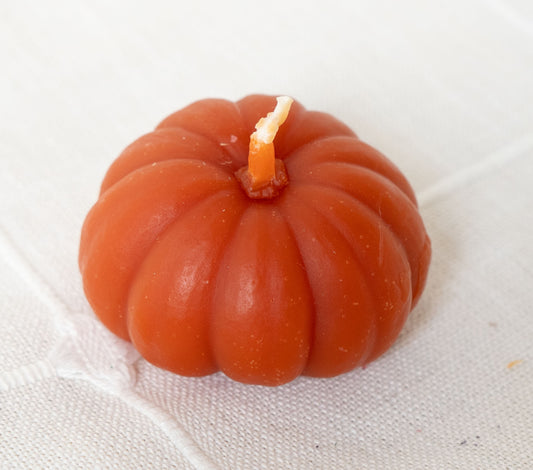 Maple Leaf Small Pumpkin Beeswax Candle