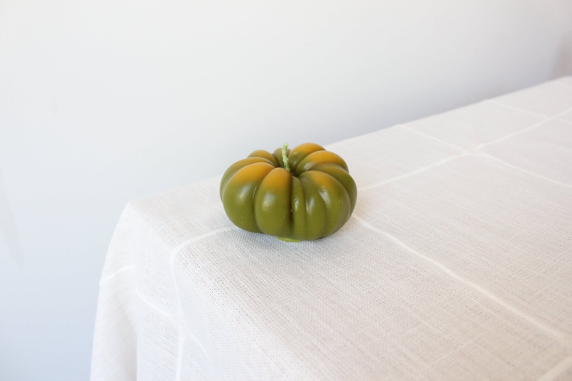Sunkissed Green Heirloom Tomato Beeswax Candle - Happy Organics