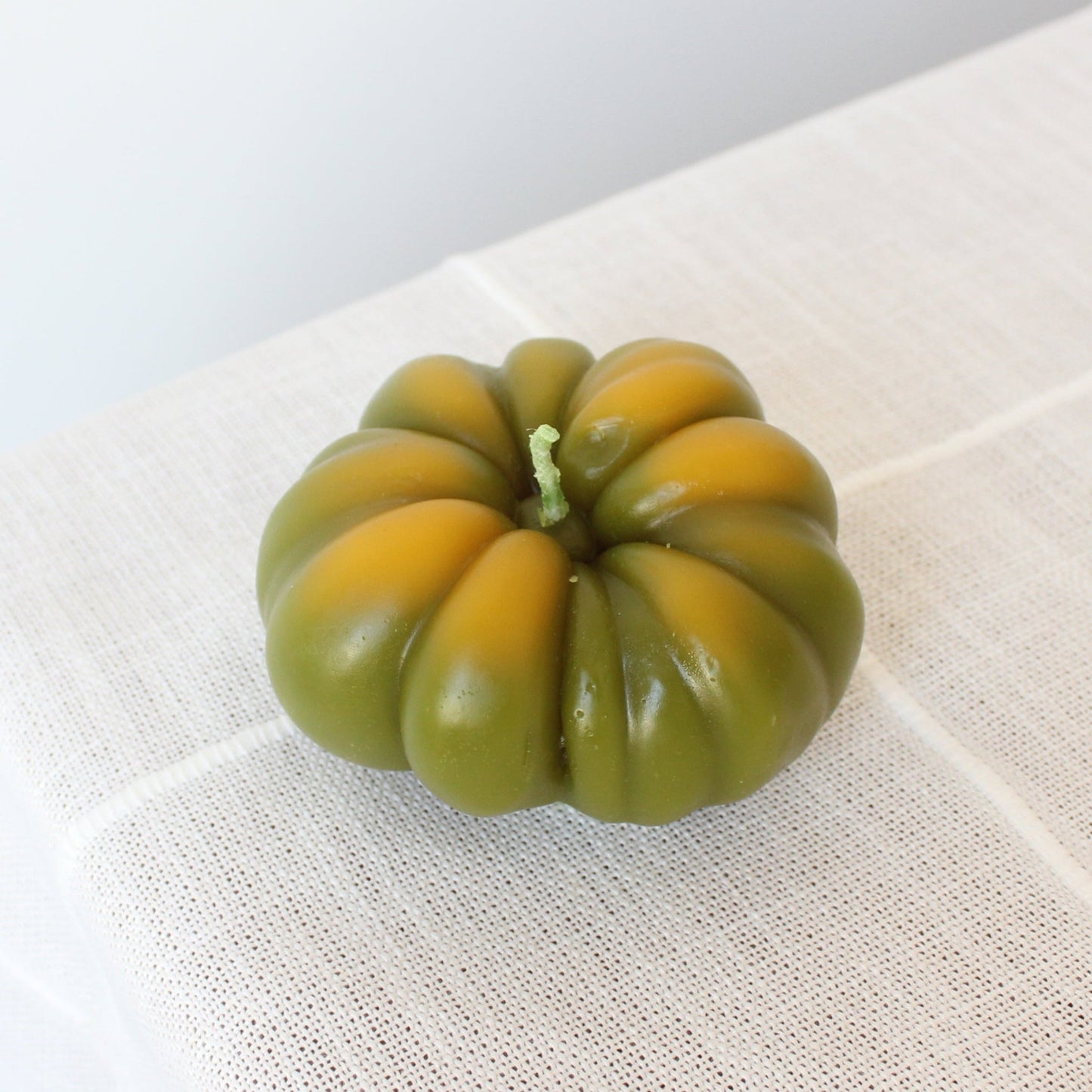 Sunkissed Green Heirloom Tomato Beeswax Candle - Happy Organics